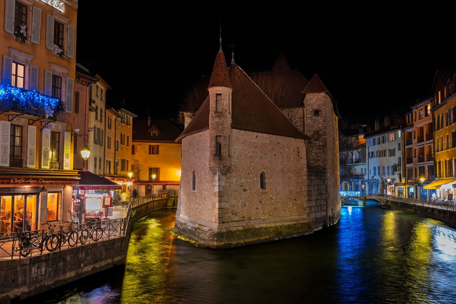 Annecy vieille ville lac
